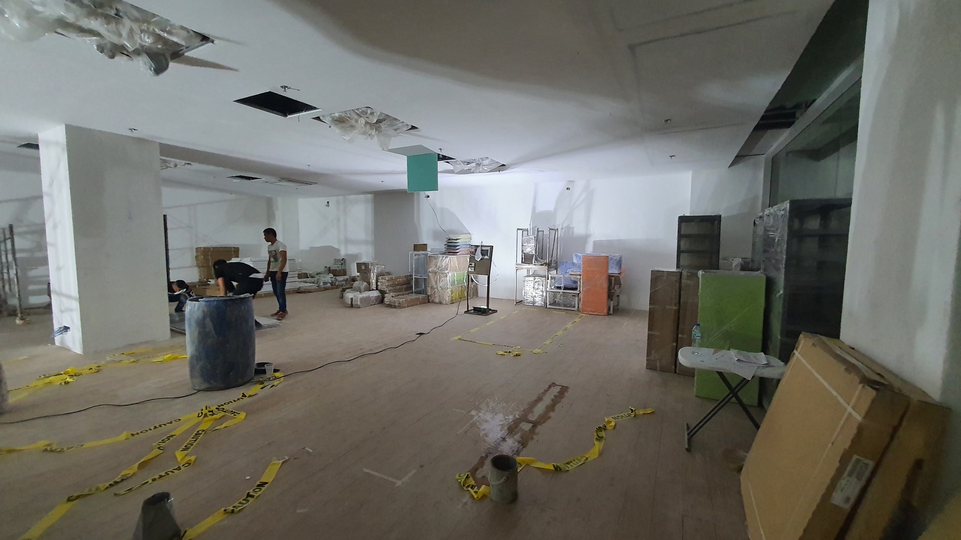Bow&Wow interior during construction.