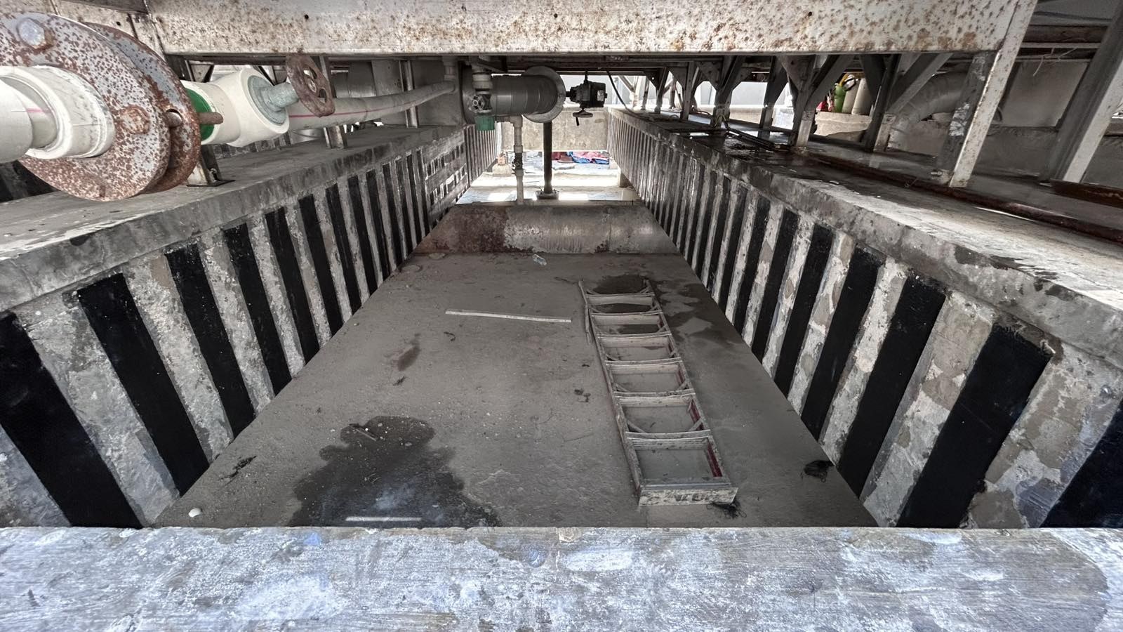 Overview of reinforcement along the cooling-tower support structure.